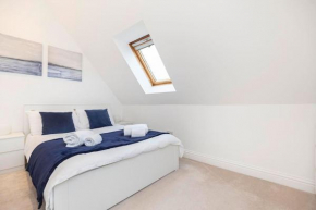 Bournecoast Clifftop Apartment - Sea Views-FM6184